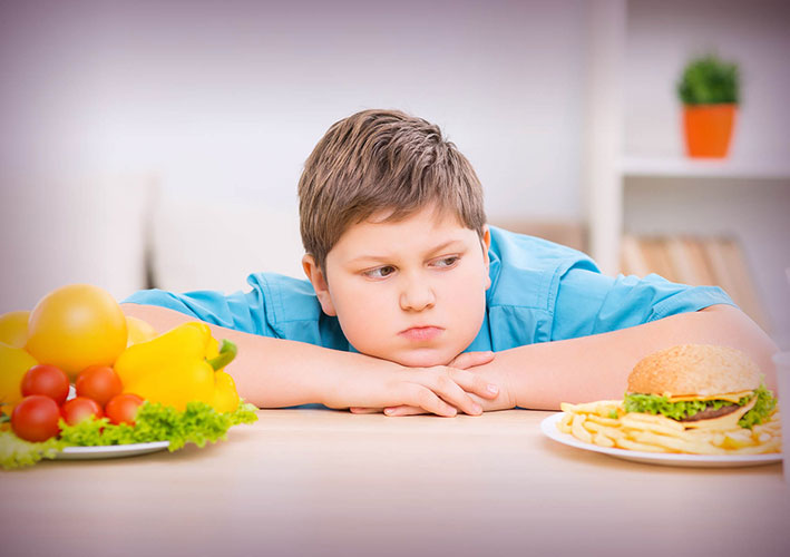 10 علت چاقی کودکان