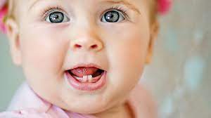 زمان شروع و ترتیب رشد دندان نوزاد + علائم و مراقبت