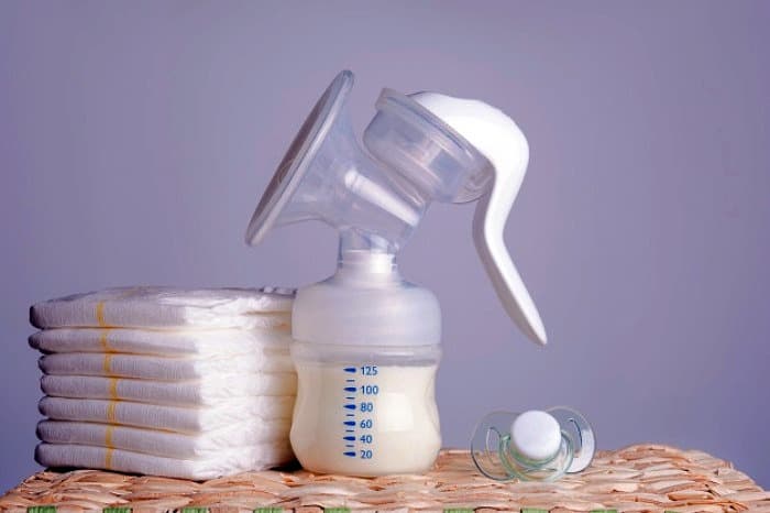 روش نگهداری شیر دوشیده مادر در فریزر + مدت زمان نگهداری