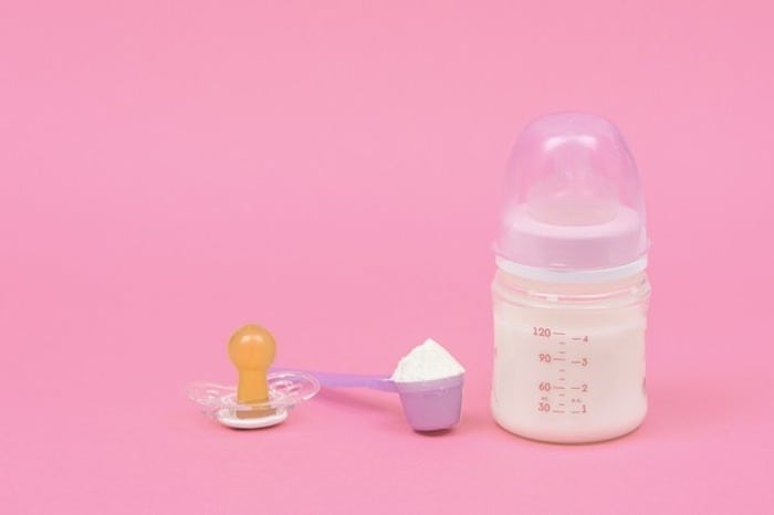 10 قابلیت شیشه شیر مناسب برای سلامت کوچولوها